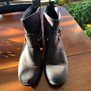 Brown Anne Klein Booties